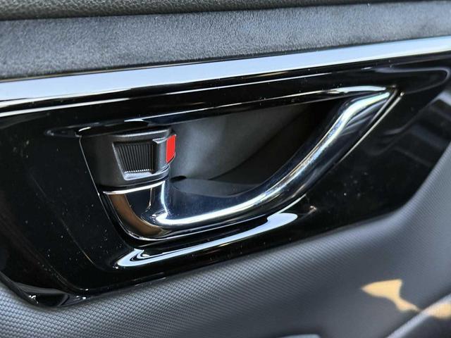 Photo of 2025 Crystal Black Silica Subaru Forester