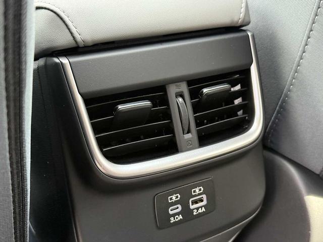 Photo of 2025 Crystal White Pearl Subaru Outback