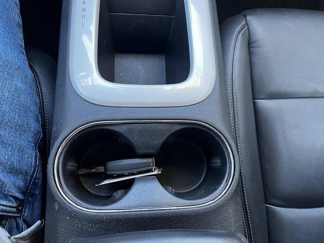 Photo of 2015 White Chevrolet Volt
