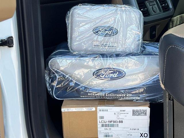 Photo of 2025 Star White Ford F-350