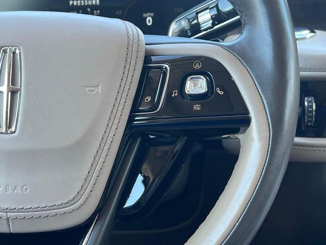 Photo of 2022 Pristine White Lincoln Aviator