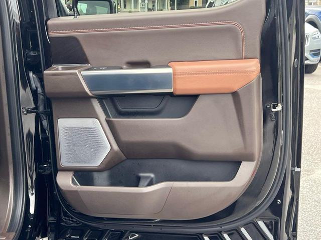 Photo of 2024 Agate Black Metallic Ford F-150