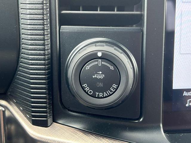 Photo of 2024 Agate Black Metallic Ford F-150