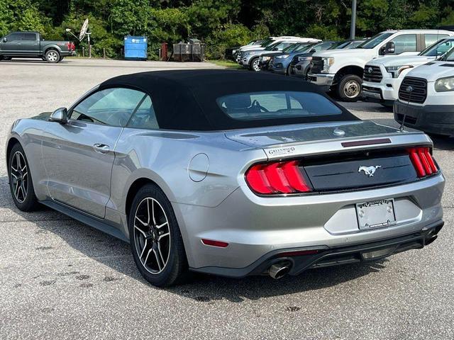 Photo of 2023 Silver Metallic Ford Mustang