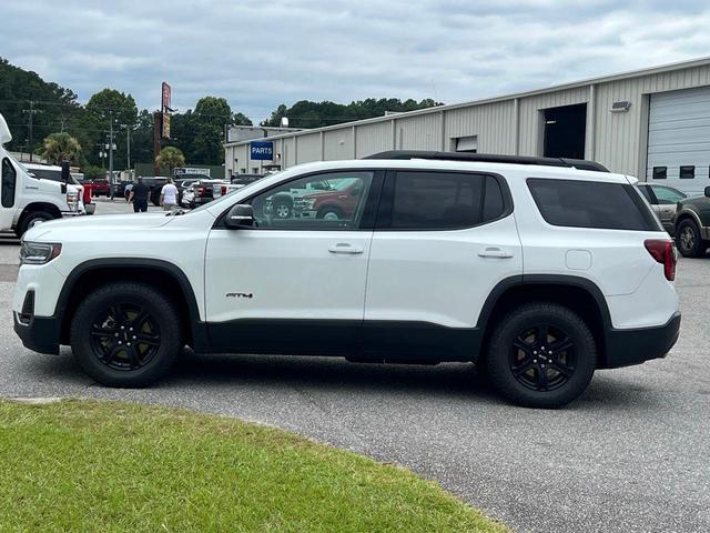 Photo of 2021 Summit White GMC Acadia