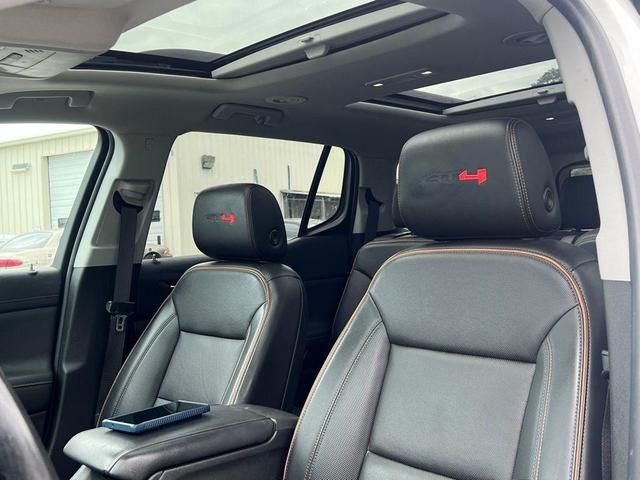 Photo of 2021 Summit White GMC Acadia