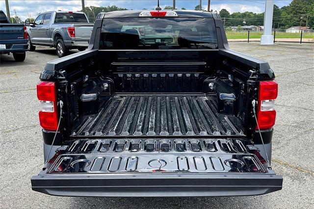 Photo of 2022 Shadow Black Ford Maverick