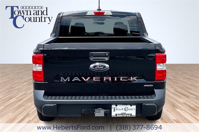 Photo of 2022 Shadow Black Ford Maverick