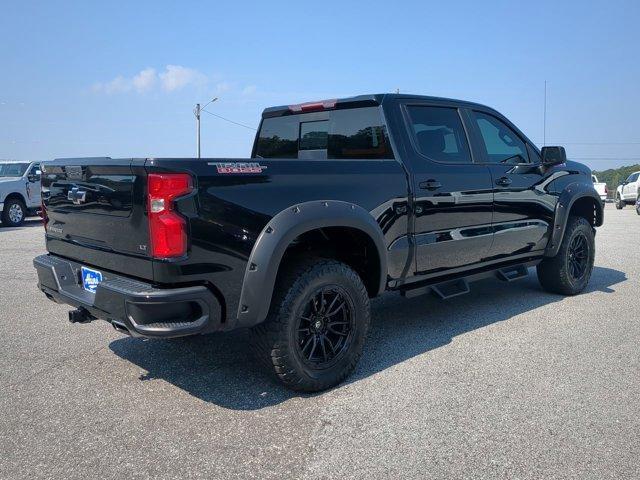 Photo of 2021 Black Chevrolet Silverado 1500