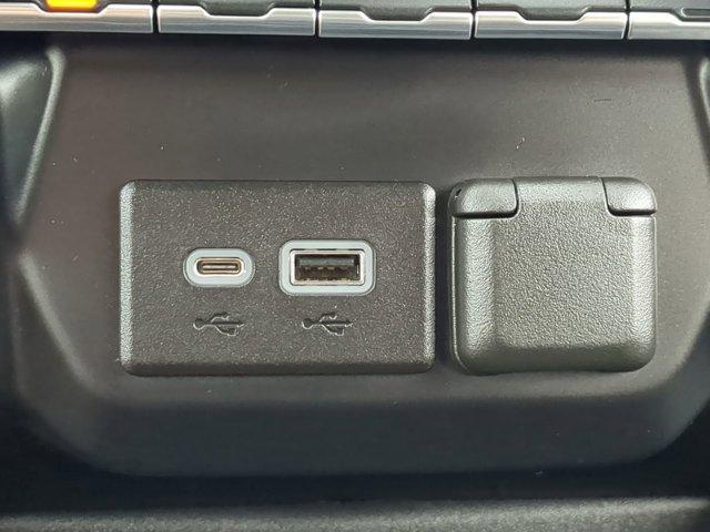 Photo of 2021 Black Chevrolet Silverado 1500