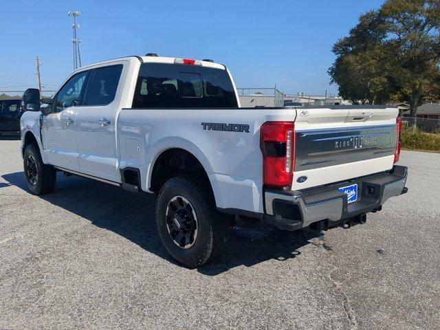 Photo of 2025 White Metallic Ford F-250