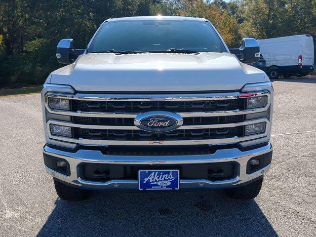 Photo of 2025 White Metallic Ford F-250