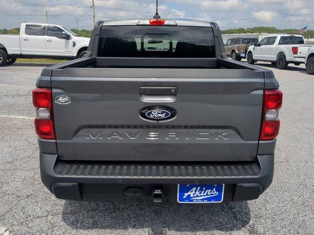 Photo of 2025 Carbonized Gray Metallic Ford Maverick