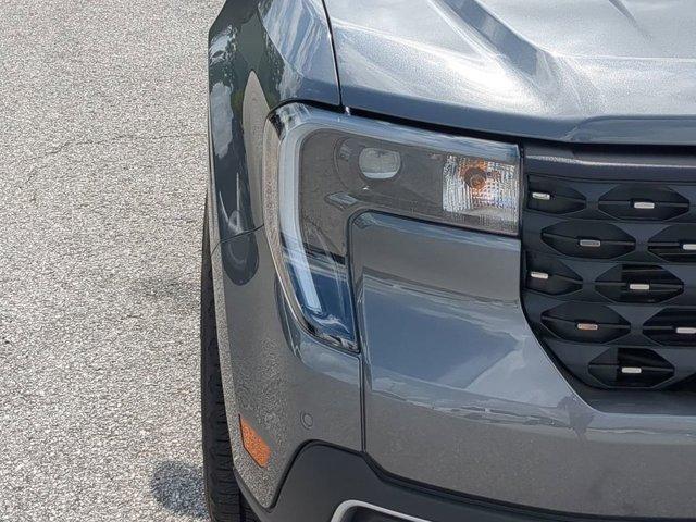 Photo of 2025 Carbonized Gray Metallic Ford Maverick