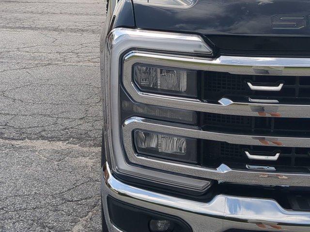 Photo of 2025 Agate Black Ford F-250