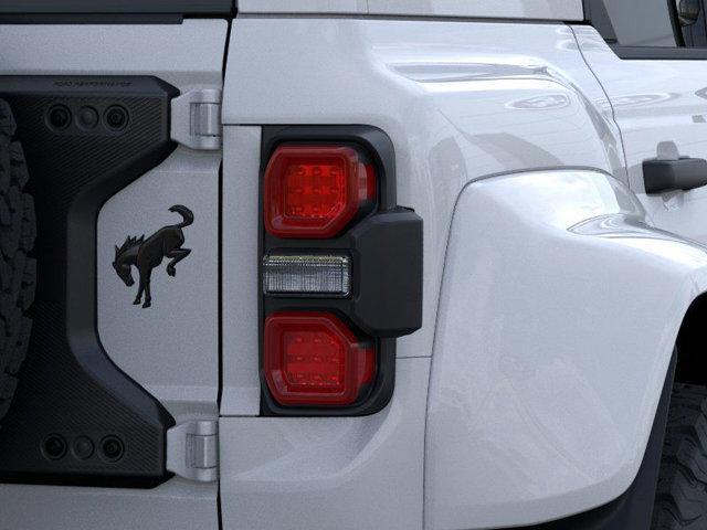 Photo of 2025 Oxford White Ford Bronco