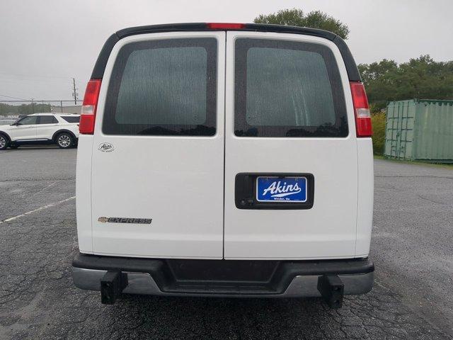 Photo of 2023 Summit White Chevrolet Express 2500