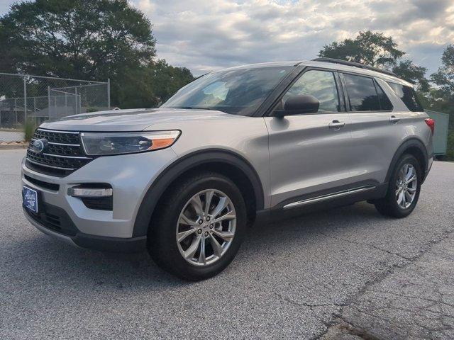 Photo of 2020 Silver Ford Explorer