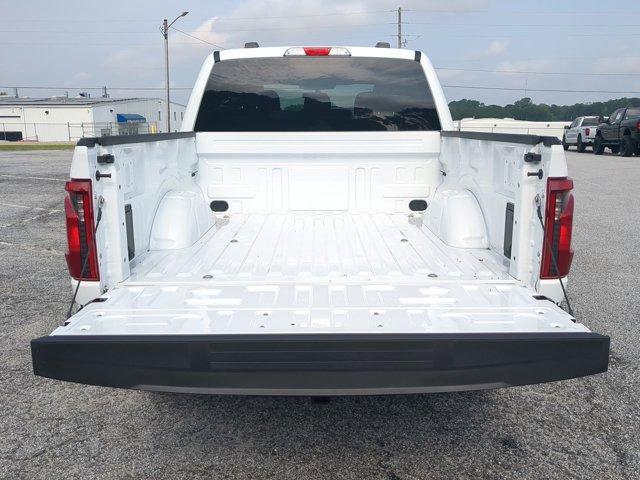 Photo of 2025 Oxford White Ford F-150