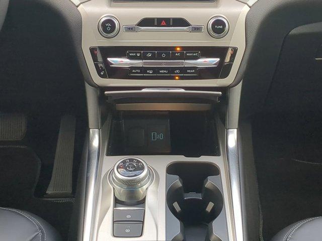Photo of 2023 Agate Black Metallic Ford Explorer