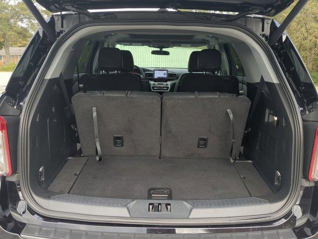 Photo of 2023 Agate Black Metallic Ford Explorer