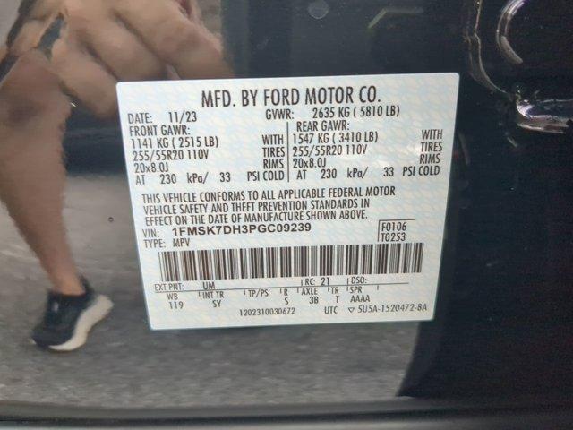 Photo of 2023 Agate Black Metallic Ford Explorer