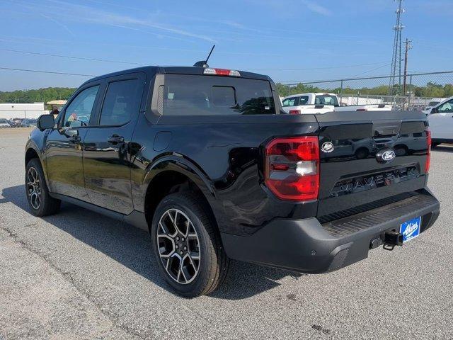 Photo of 2025 Shadow Black Ford Maverick