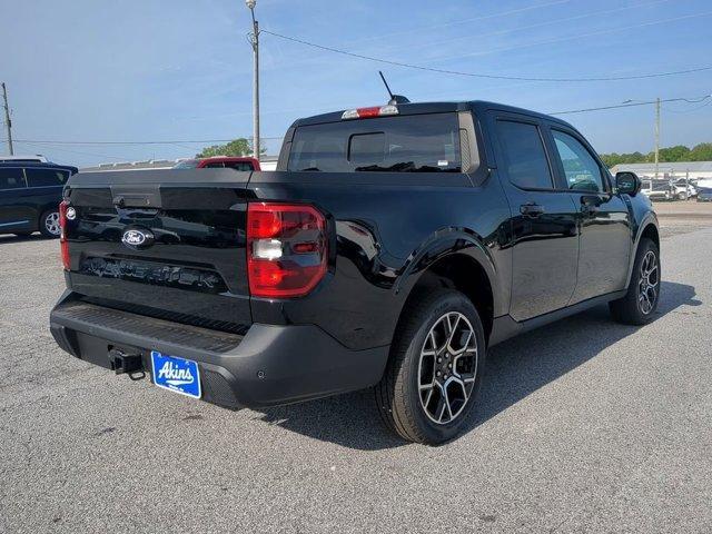 Photo of 2025 Shadow Black Ford Maverick