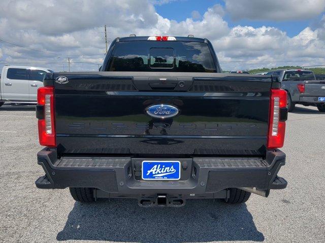 Photo of 2025 Agate Black Ford F-250
