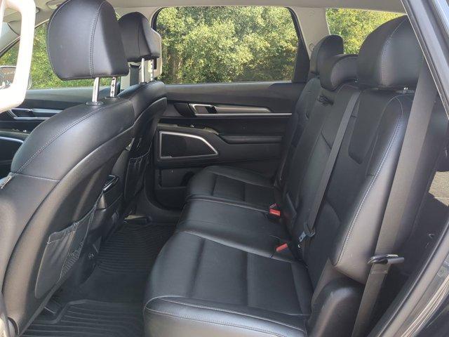 Photo of 2022 Gray Kia Telluride