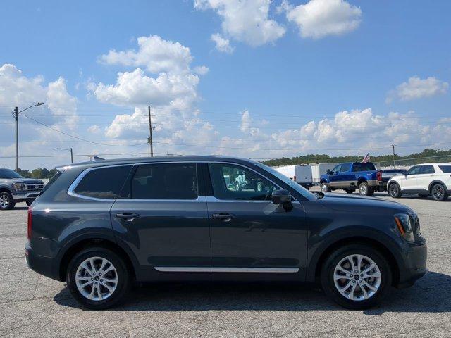 Photo of 2022 Gray Kia Telluride