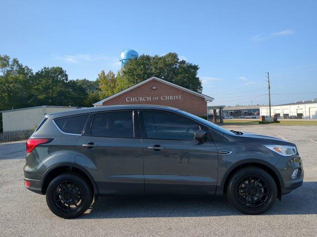 Photo of 2019 Magnetic Ford Escape