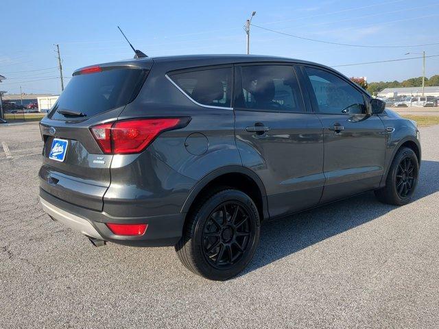 Photo of 2019 Magnetic Ford Escape
