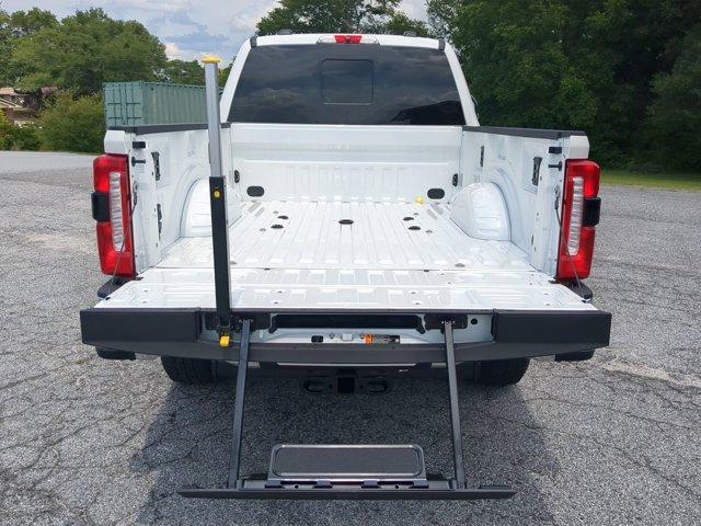 Photo of 2025 Oxford White Ford F-250