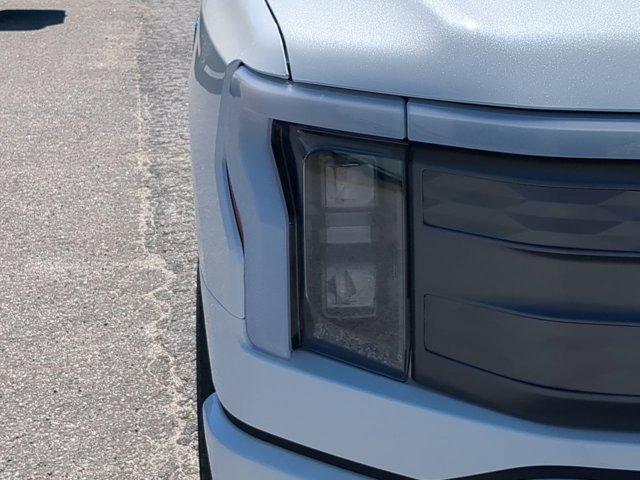 Photo of 2025 Star White Ford F-150 Lightning