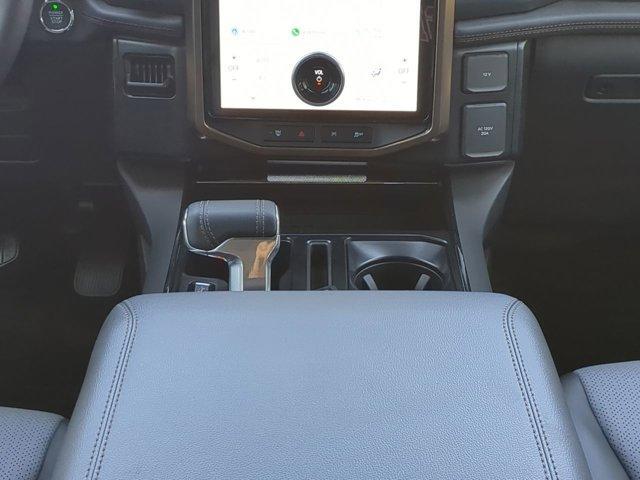 Photo of 2025 Star White Ford F-150 Lightning