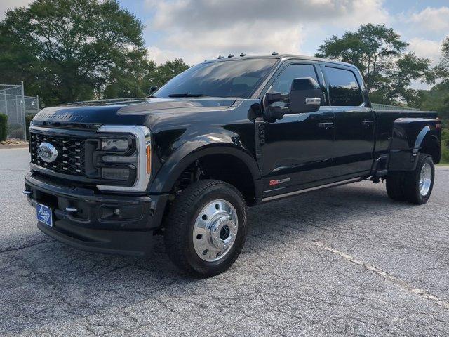 Photo of 2024 Agate Black Metallic Ford F-450