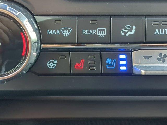 Photo of 2024 Agate Black Metallic Ford F-450