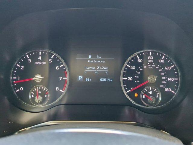 Photo of 2022 Glacial White Pearl Kia Telluride