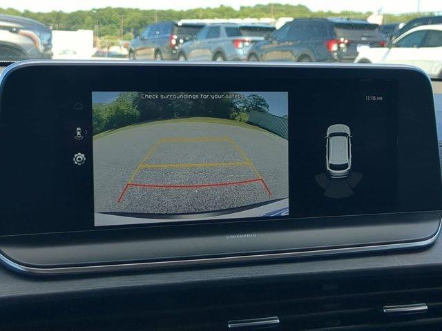 Photo of 2022 Glacial White Pearl Kia Telluride