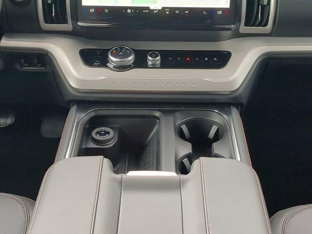 Photo of 2025 Dark Ford Expedition