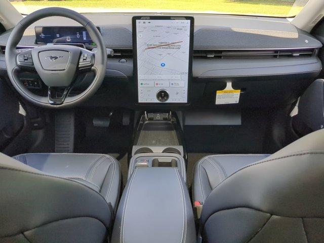 Photo of 2025 Star White Ford Mustang Mach-E