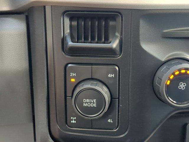 Photo of 2025 Oxford White Ford F-250