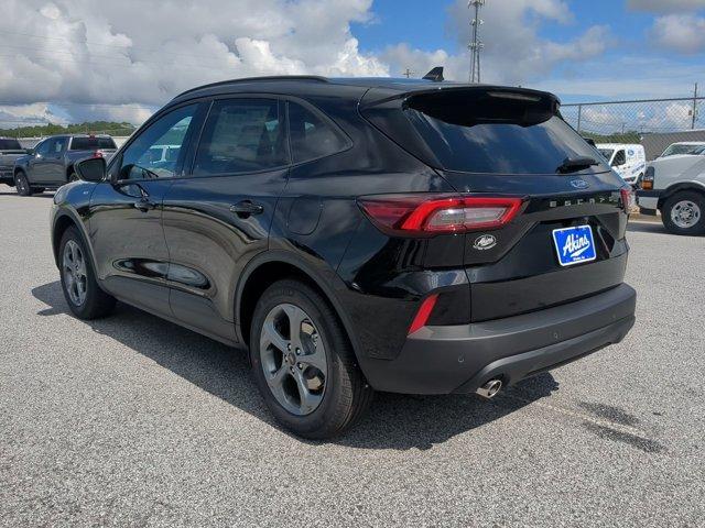 Photo of 2025 Agate Black Ford Escape