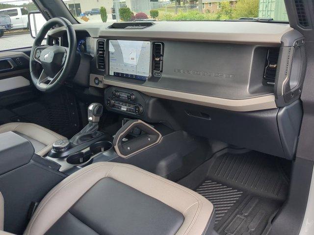 Photo of 2024 Oxford White Ford Bronco