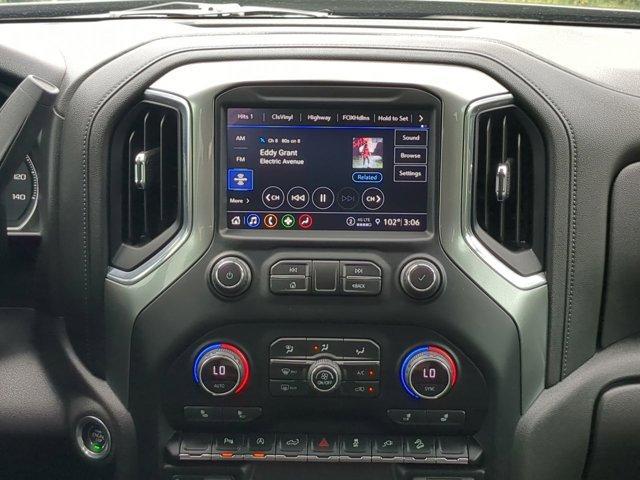 Photo of 2021 Black Chevrolet Silverado 1500