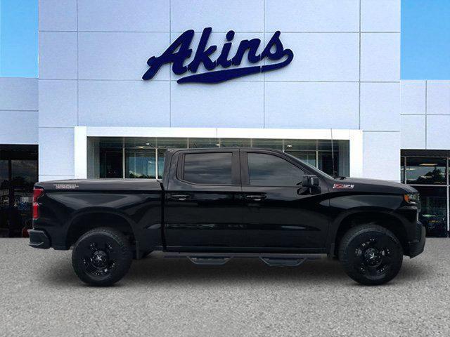 Photo of 2021 Black Chevrolet Silverado 1500