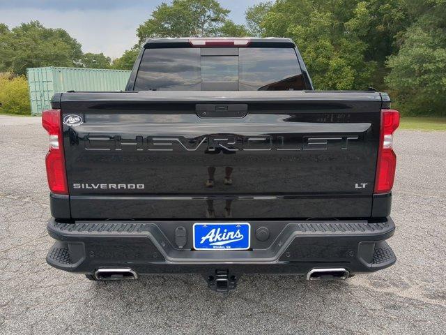 Photo of 2021 Black Chevrolet Silverado 1500