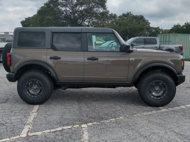 Photo of 2025 Gray Ford Bronco