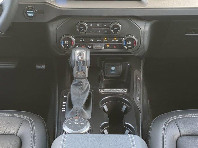 Photo of 2025 Shadow Black Ford Bronco